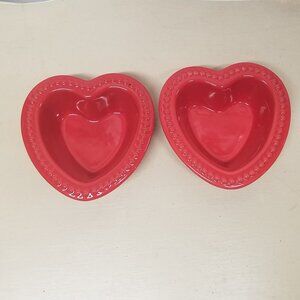 Chantal Set of Two Red Heart-Shaped Stoneware Ramekin Baking Dishes